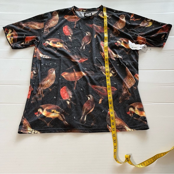 NEFF NWT Short Sleeve T-Shirt Black Express Multicolor Songbirds Cut N’Sew XXL - Picture 8 of 10